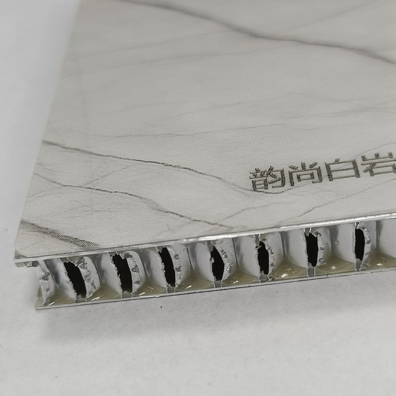 アルーコアアルミニウムハニコムパネル4×8
